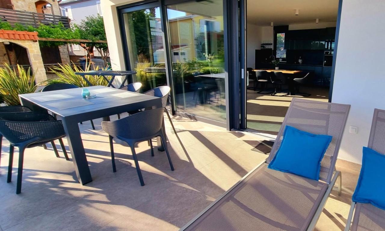Dinary Apartman Вир Екстер'єр фото