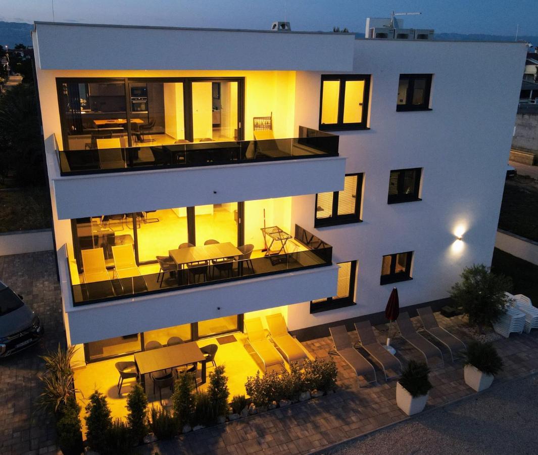 Dinary Apartman Вир Екстер'єр фото