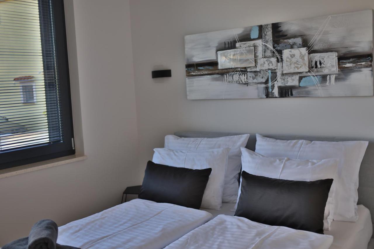 Dinary Apartman Вир Екстер'єр фото